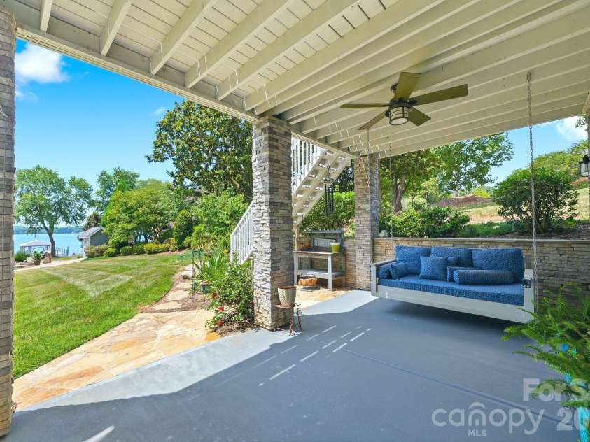 4293 Harbor Lane, Sherrills Ford, NC 28673.  MLS# CAR4393403, YatesRealty ID 38644. 