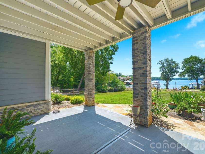 4293 Harbor Lane, Sherrills Ford, NC 28673.  MLS# CAR4393403, YatesRealty ID 38644. 