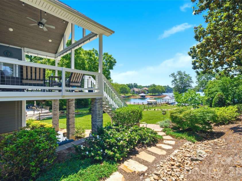 4293 Harbor Lane, Sherrills Ford, NC 28673.  MLS# CAR4393403, YatesRealty ID 38644. 