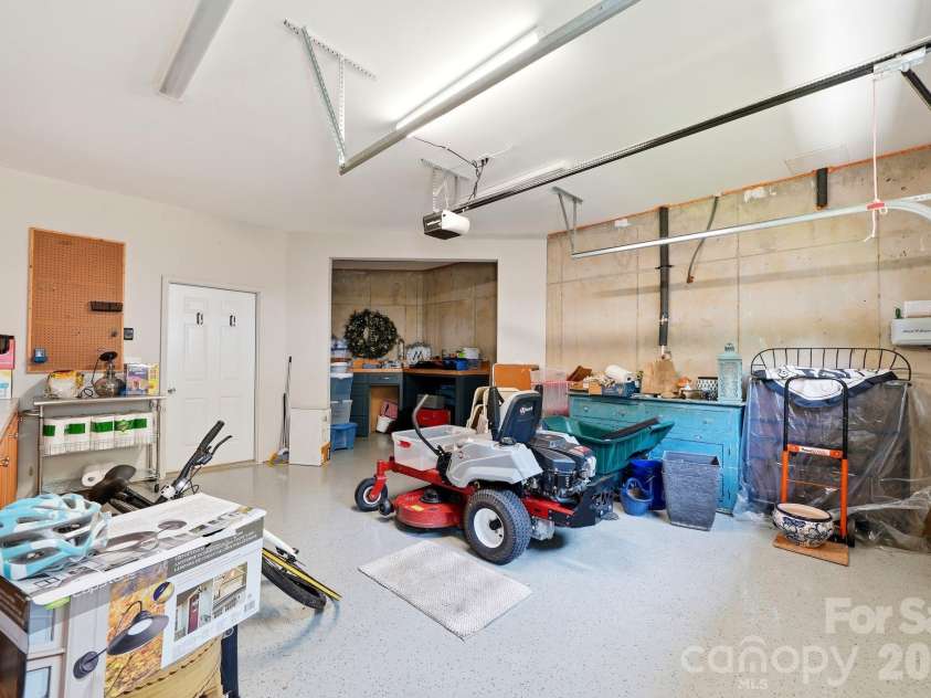 4293 Harbor Lane, Sherrills Ford, NC 28673.  MLS# CAR4393403, YatesRealty ID 38644. 