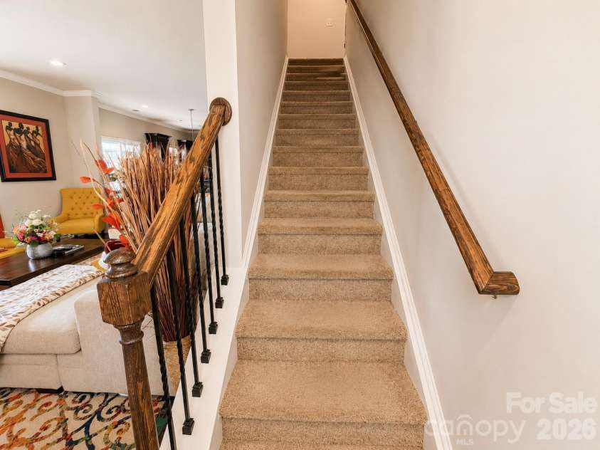 7129 Branch Fork Road, Charlotte, NC 28215.  MLS# CAR4403851, YatesRealty ID 38645. 