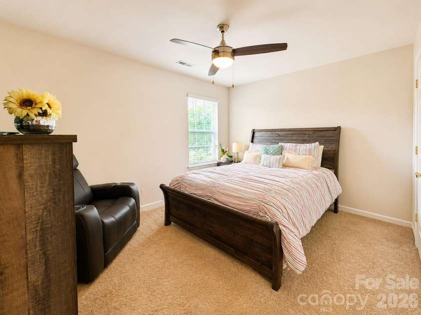 7129 Branch Fork Road, Charlotte, NC 28215.  MLS# CAR4403851, YatesRealty ID 38645. 