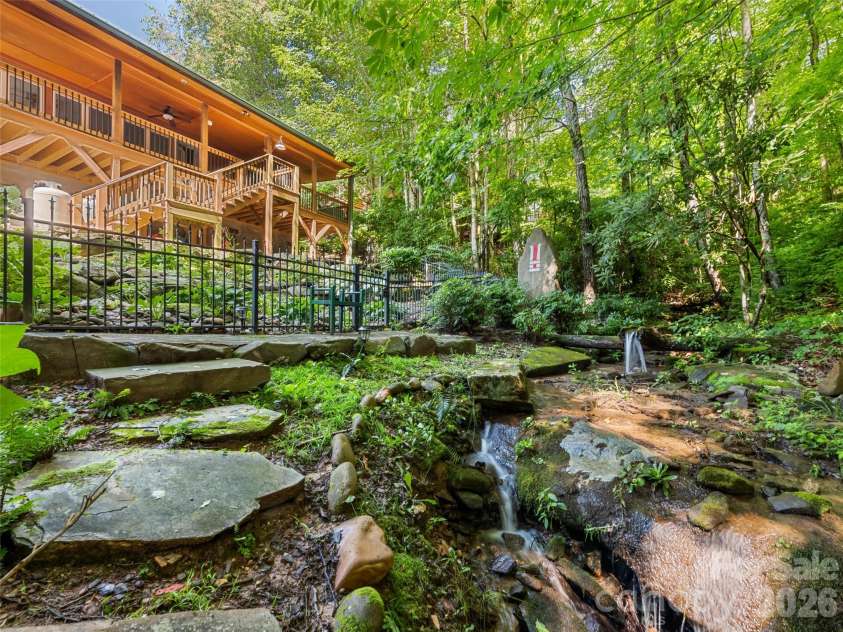 612 Brannon Forest Drive, Waynesville, NC 28785.  MLS# CAR4405961, YatesRealty ID 38647. 