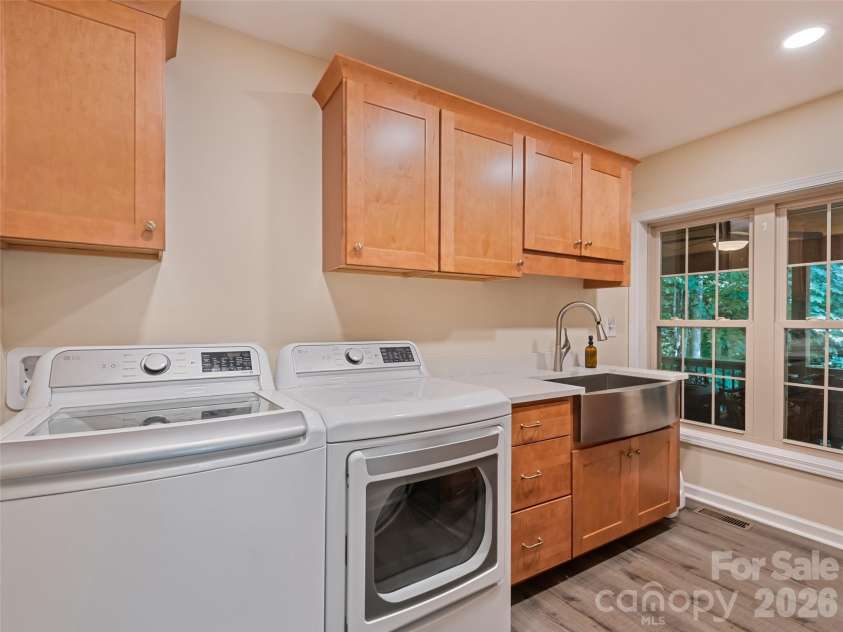 612 Brannon Forest Drive, Waynesville, NC 28785.  MLS# CAR4405961, YatesRealty ID 38647. 