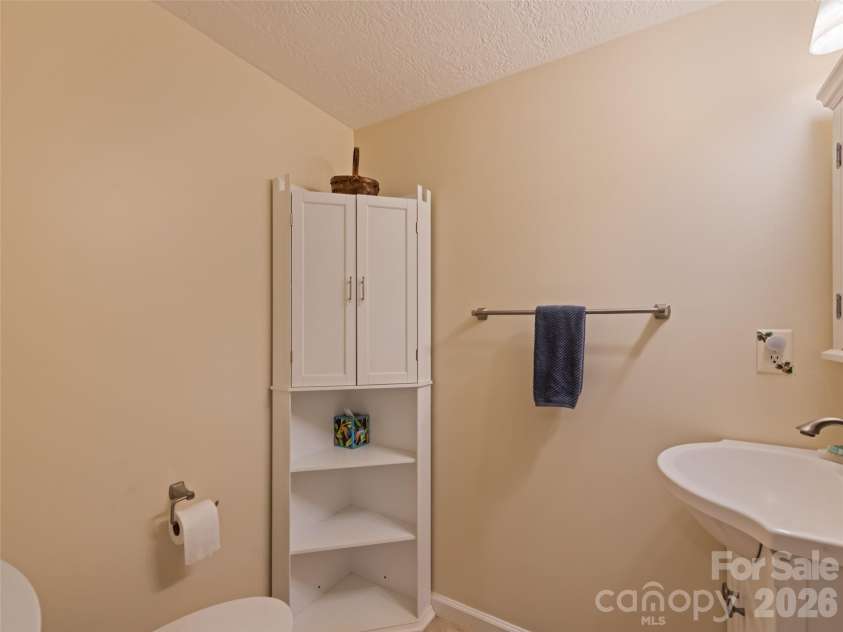 612 Brannon Forest Drive, Waynesville, NC 28785.  MLS# CAR4405961, YatesRealty ID 38647. 