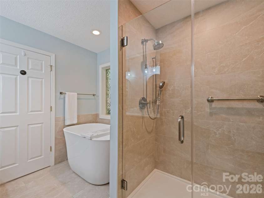 612 Brannon Forest Drive, Waynesville, NC 28785.  MLS# CAR4405961, YatesRealty ID 38647. 