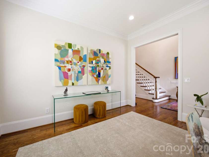 6834 Providence Lane, Charlotte, NC 28226.  MLS# CAR4397682, YatesRealty ID 38649. 