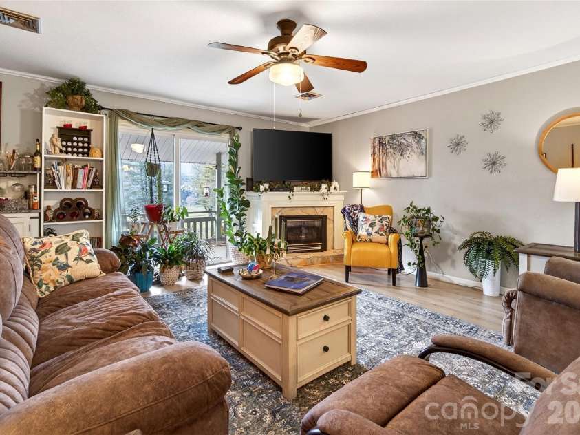 263 Fairway Lane, Spruce Pine, NC 28777.  MLS# CAR4338354, YatesRealty ID 3865. 