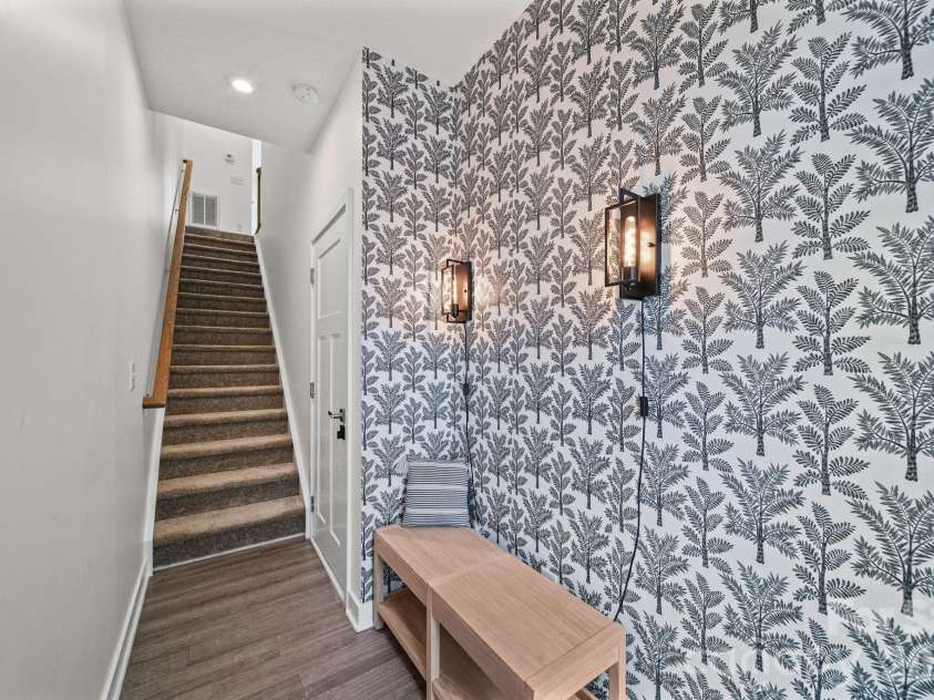 547 Old Mill Road, Charlotte, NC 28206.  MLS# CAR4402535, YatesRealty ID 38650. 
