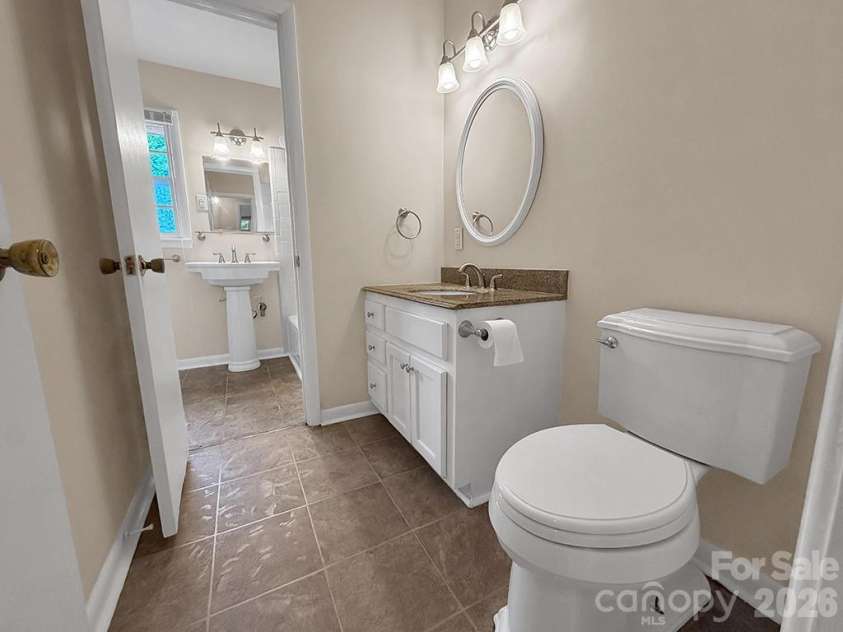 700 Branton Drive, Shelby, NC 28152.  MLS# CAR4403099, YatesRealty ID 38651. 