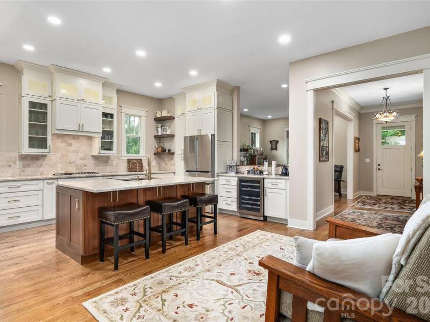 46 Slide Rock Way, Fairview, NC 28730.  MLS# CAR4405082, YatesRealty ID 38652. 