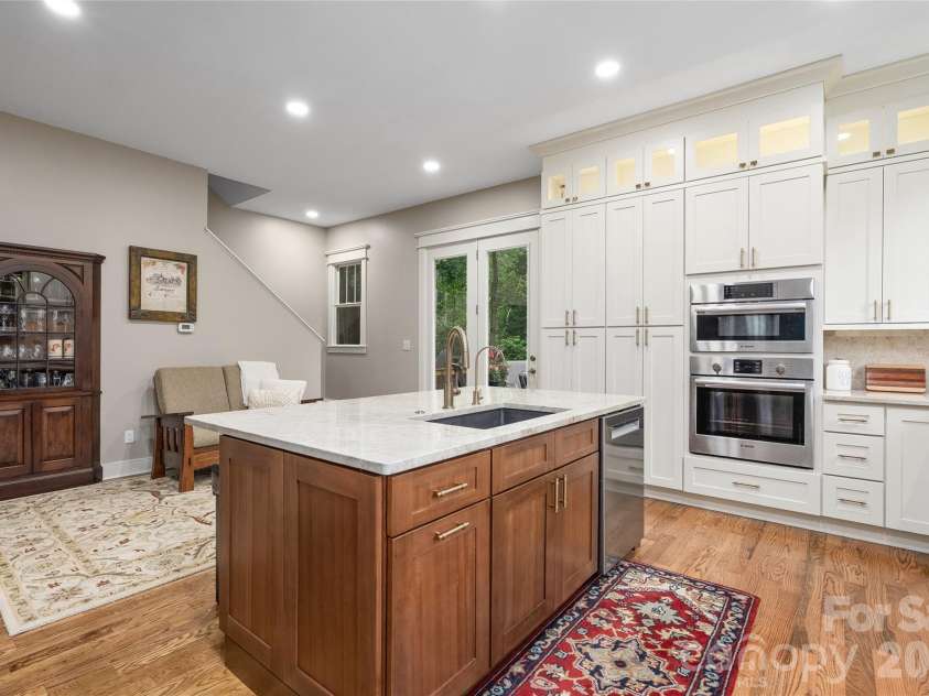 46 Slide Rock Way, Fairview, NC 28730.  MLS# CAR4405082, YatesRealty ID 38652. 