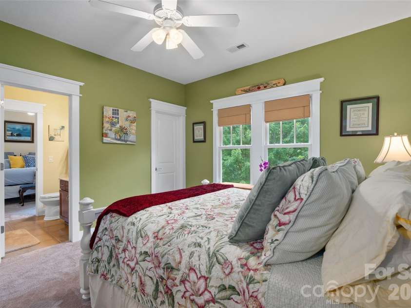 46 Slide Rock Way, Fairview, NC 28730.  MLS# CAR4405082, YatesRealty ID 38652. 