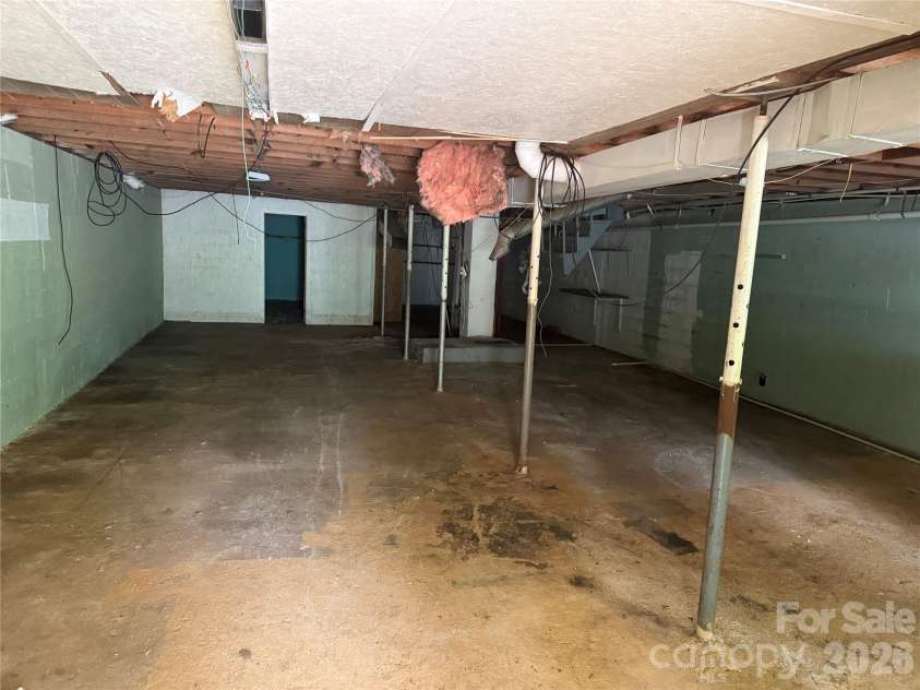 3247 Gastonia Highway, Lincolnton, NC 28092.  MLS# CAR4403127, YatesRealty ID 38654. 