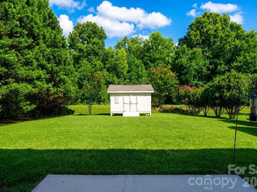 6735 Long Nook Lane, Indian Trail, NC 28079.  MLS# CAR4396506, YatesRealty ID 38658. 