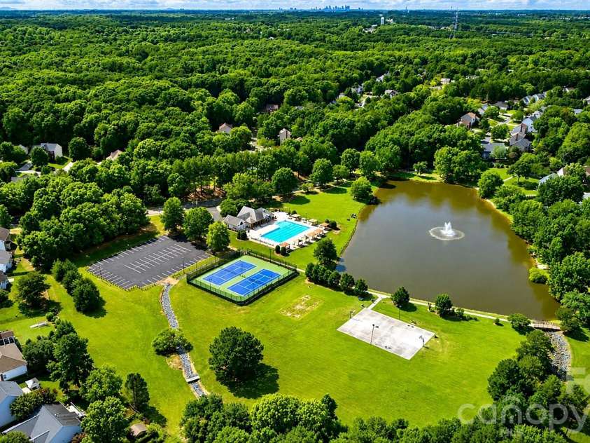 6735 Long Nook Lane, Indian Trail, NC 28079.  MLS# CAR4396506, YatesRealty ID 38658. 