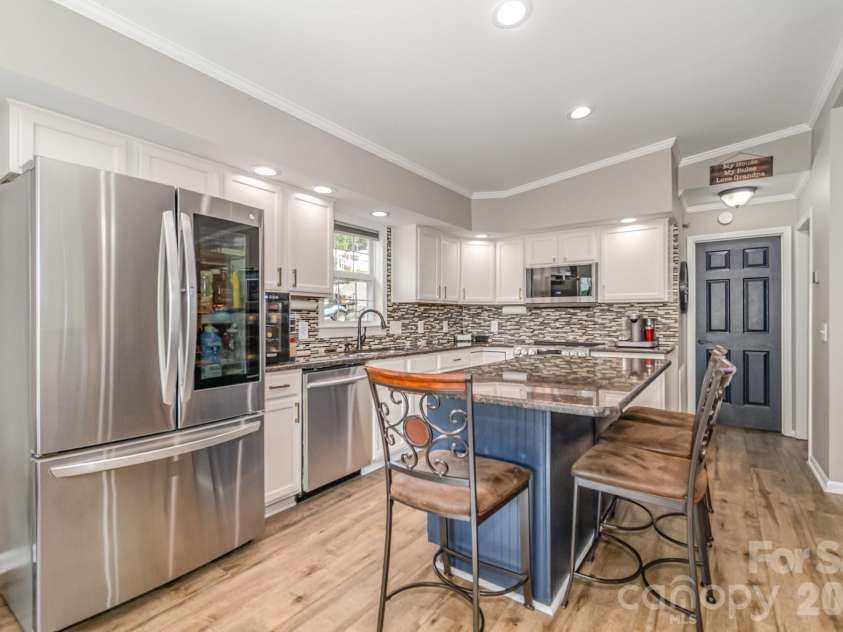 132 Eagle Drive, New London, NC 28127.  MLS# CAR4356390, YatesRealty ID 3866. 