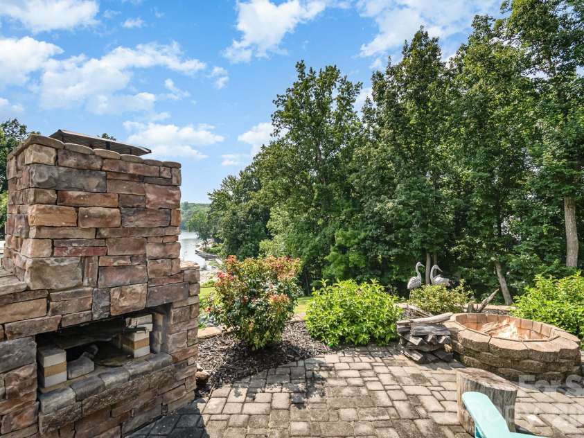132 Eagle Drive, New London, NC 28127.  MLS# CAR4356390, YatesRealty ID 3866. 