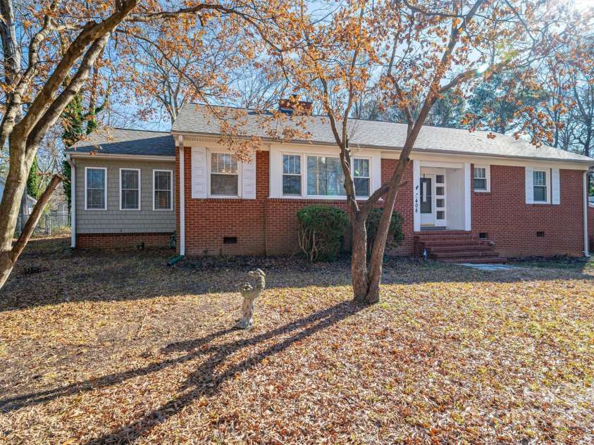 408 Elizabeth Street, Gastonia, NC 28054.  MLS# CAR4211160, YatesRealty ID 3866. 