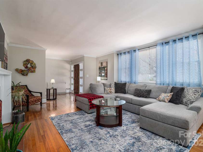 408 Elizabeth Street, Gastonia, NC 28054.  MLS# CAR4211160, YatesRealty ID 3866. 