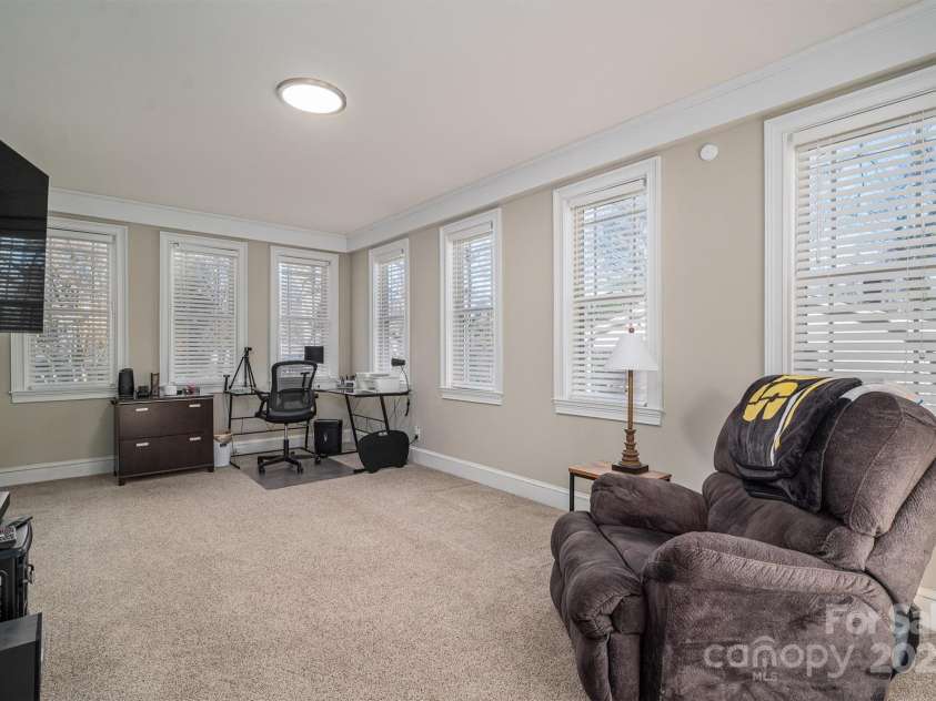 408 Elizabeth Street, Gastonia, NC 28054.  MLS# CAR4211160, YatesRealty ID 3866. 