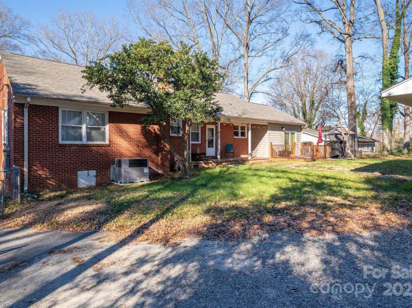 408 Elizabeth Street, Gastonia, NC 28054.  MLS# CAR4211160, YatesRealty ID 3866. 