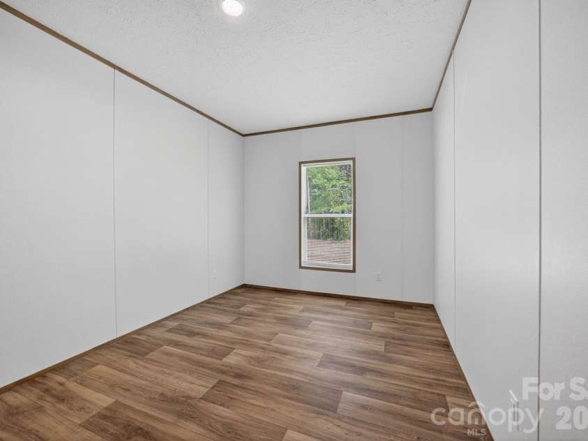 194 Harvick Lane, Lexington, NC 27294.  MLS# CAR4381941, YatesRealty ID 38660. Bedroom 2