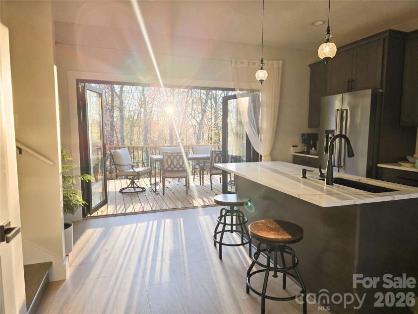 18 Baker Place, Arden, NC 28704.  MLS# CAR4405675, YatesRealty ID 38661. 