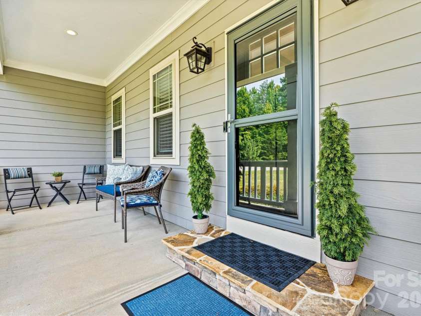 6515 Havencrest Drive, Denver, NC 28037.  MLS# CAR4403228, YatesRealty ID 38662. 