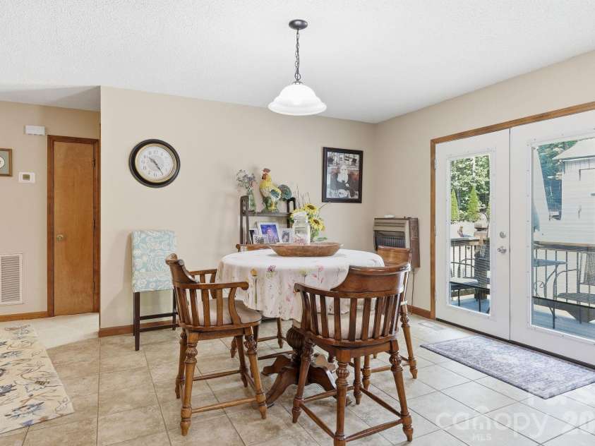 798 Worley Road, Marion, NC 28752.  MLS# CAR4403363, YatesRealty ID 38664. 
