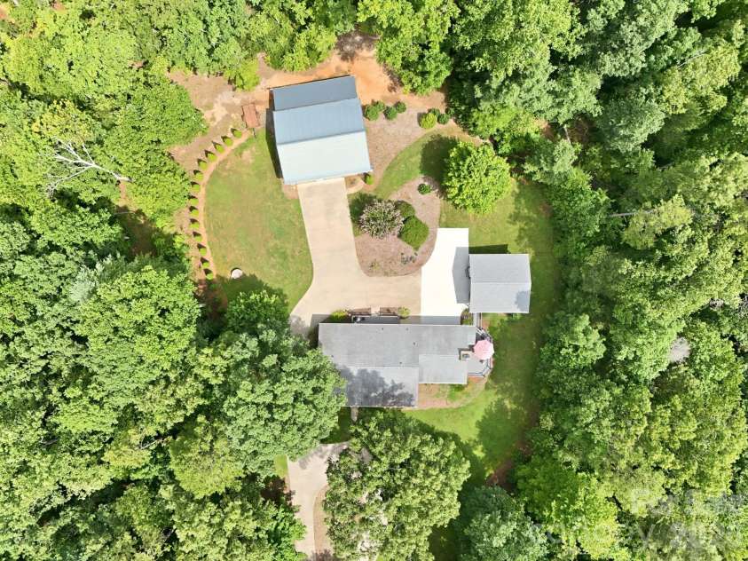 798 Worley Road, Marion, NC 28752.  MLS# CAR4403363, YatesRealty ID 38664. 