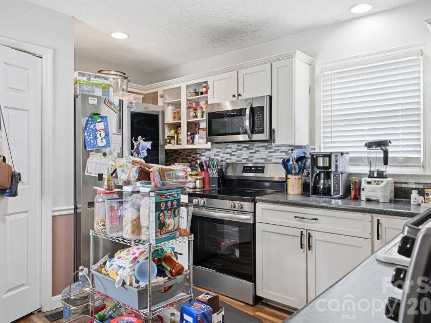 610 Winding Way Drive, Monroe, NC 28110.  MLS# CAR4404490, YatesRealty ID 38665. 