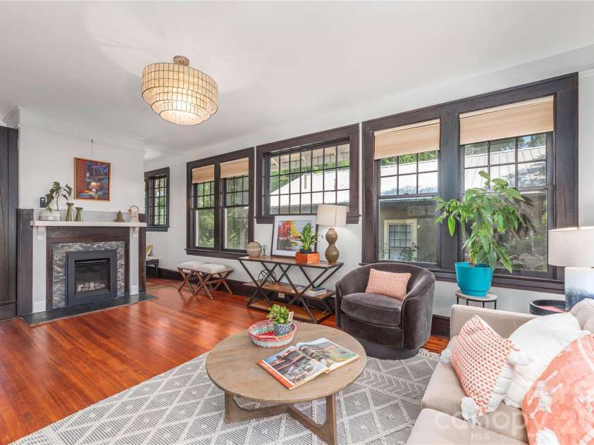 302 Hillside Street, Asheville, NC 28801.  MLS# CAR4367631, YatesRealty ID 38666. Great updates throughout