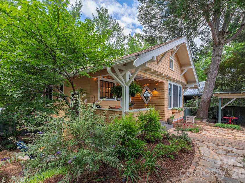 302 Hillside Street, Asheville, NC 28801.  MLS# CAR4367631, YatesRealty ID 38666. Stone paths and brick patios
