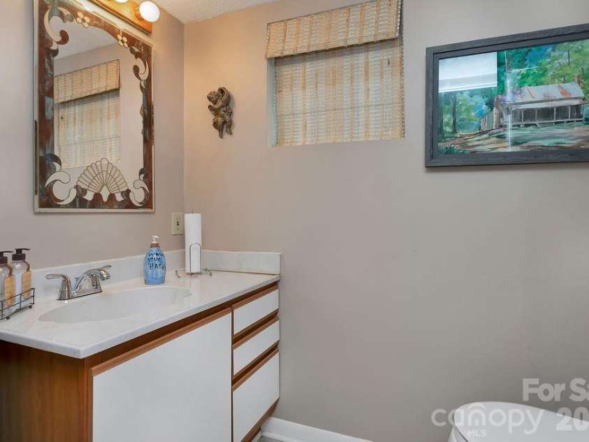 337 Delphia Drive, Brevard, NC 28712.  MLS# CAR4405674, YatesRealty ID 38667. 