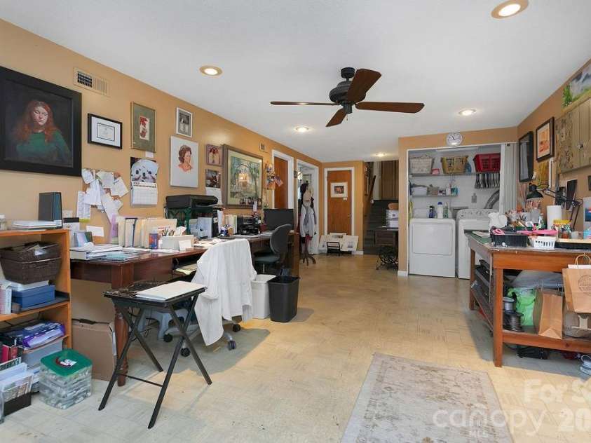 337 Delphia Drive, Brevard, NC 28712.  MLS# CAR4405674, YatesRealty ID 38667. 