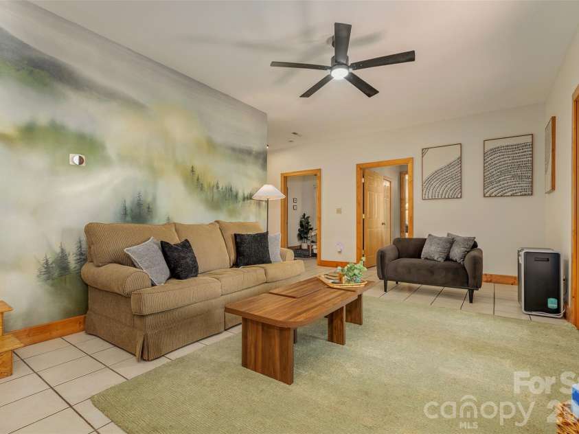 3182 El Miner Drive, Mars Hill, NC 28754.  MLS# CAR4399109, YatesRealty ID 38668. 