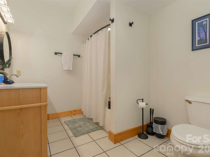 3182 El Miner Drive, Mars Hill, NC 28754.  MLS# CAR4399109, YatesRealty ID 38668. 