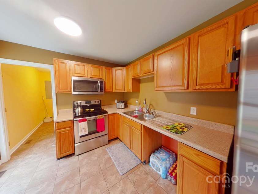 14440 Highway 55 Highway, Blacksburg, SC 29702.  MLS# CAR4277389, YatesRealty ID 3867. 