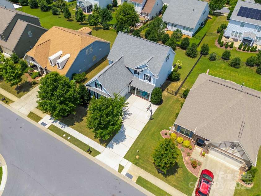 17622 Austins Creek Drive, Charlotte, NC 28278.  MLS# CAR4278255, YatesRealty ID 3867. 