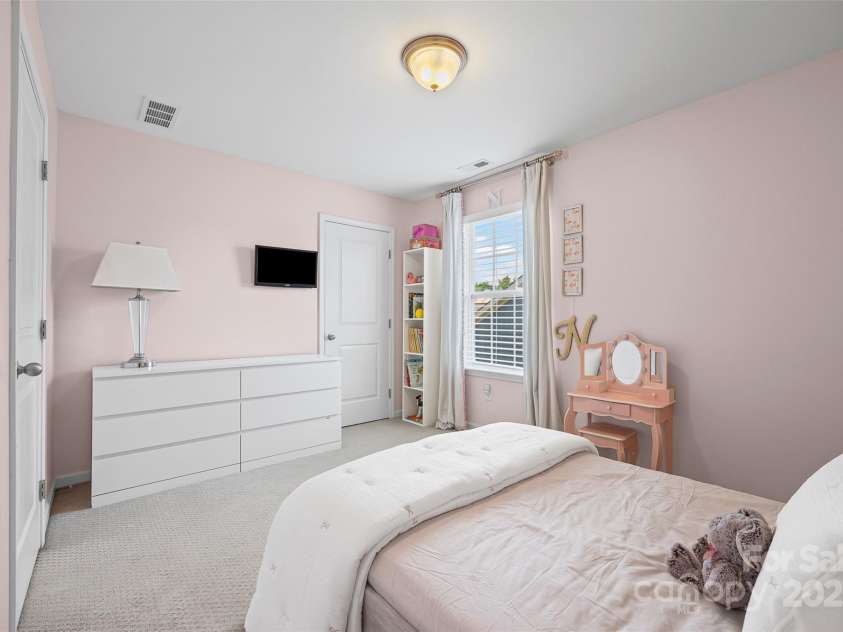 17622 Austins Creek Drive, Charlotte, NC 28278.  MLS# CAR4278255, YatesRealty ID 3867. Bedroom 4