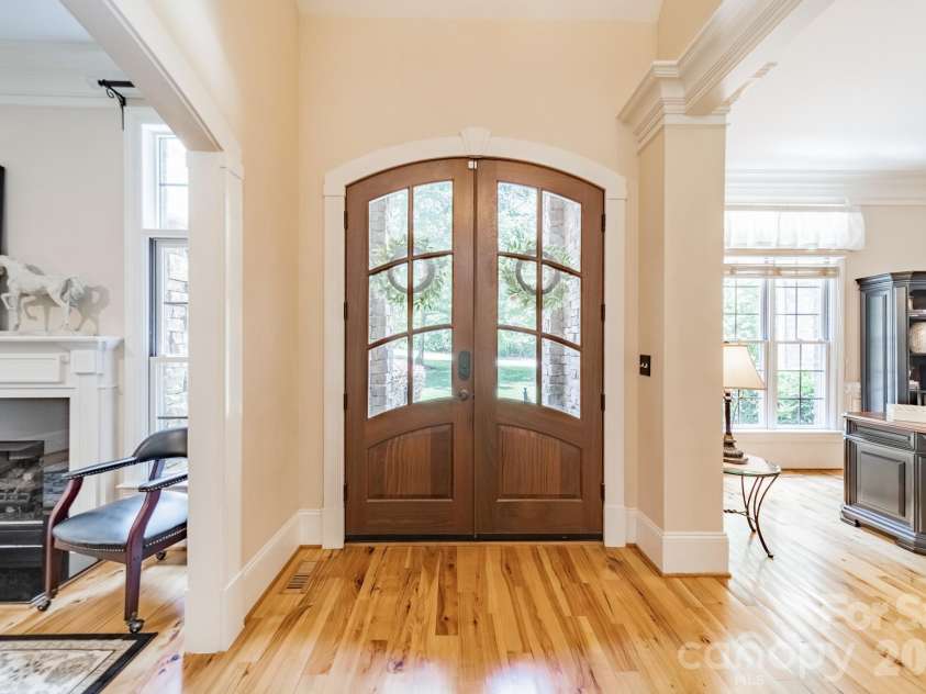 215 Blue River Road, Lake Wylie, SC 29710.  MLS# CAR4399726, YatesRealty ID 38673. 