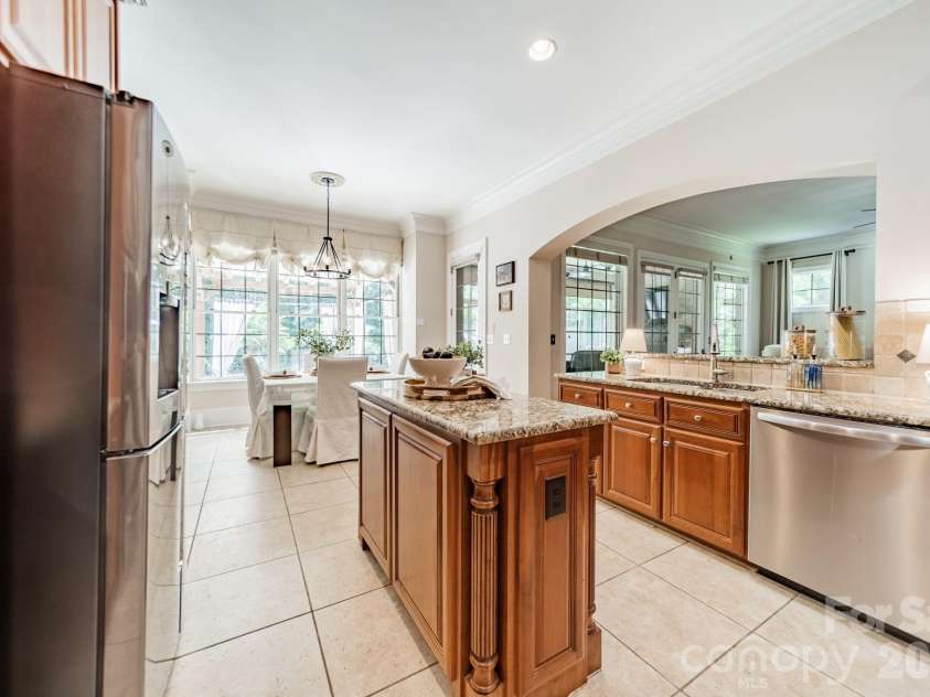 215 Blue River Road, Lake Wylie, SC 29710.  MLS# CAR4399726, YatesRealty ID 38673. 