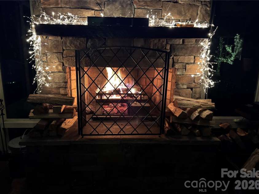 215 Blue River Road, Lake Wylie, SC 29710.  MLS# CAR4399726, YatesRealty ID 38673. 