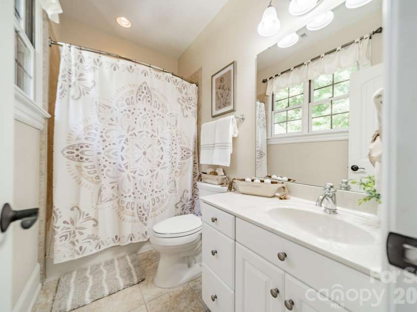 215 Blue River Road, Lake Wylie, SC 29710.  MLS# CAR4399726, YatesRealty ID 38673. En-Suite BA