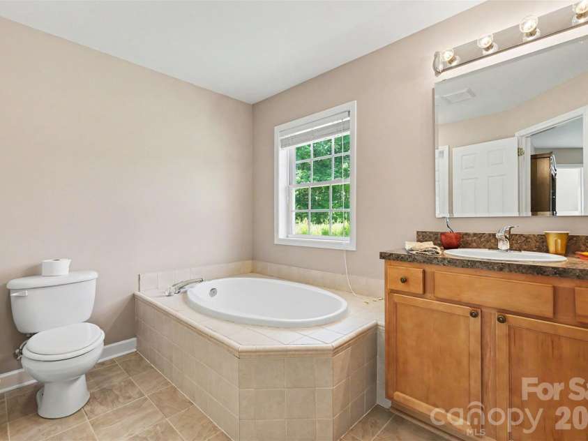 4387 Bookout Road, Rock Hill, SC 29730.  MLS# CAR4398312, YatesRealty ID 38677. 
