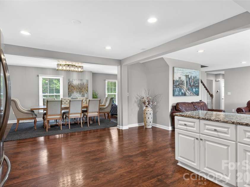 3231 Windrow Lane, Matthews, NC 28105.  MLS# CAR4399150, YatesRealty ID 38678. 