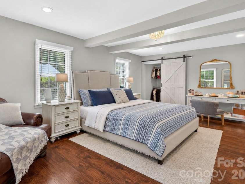 3231 Windrow Lane, Matthews, NC 28105.  MLS# CAR4399150, YatesRealty ID 38678. 