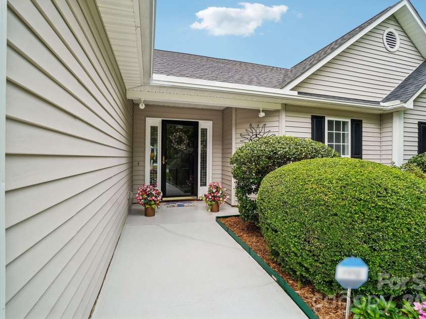 37 Stonehollow Road, Fletcher, NC 28732.  MLS# CAR4388696, YatesRealty ID 38679. 