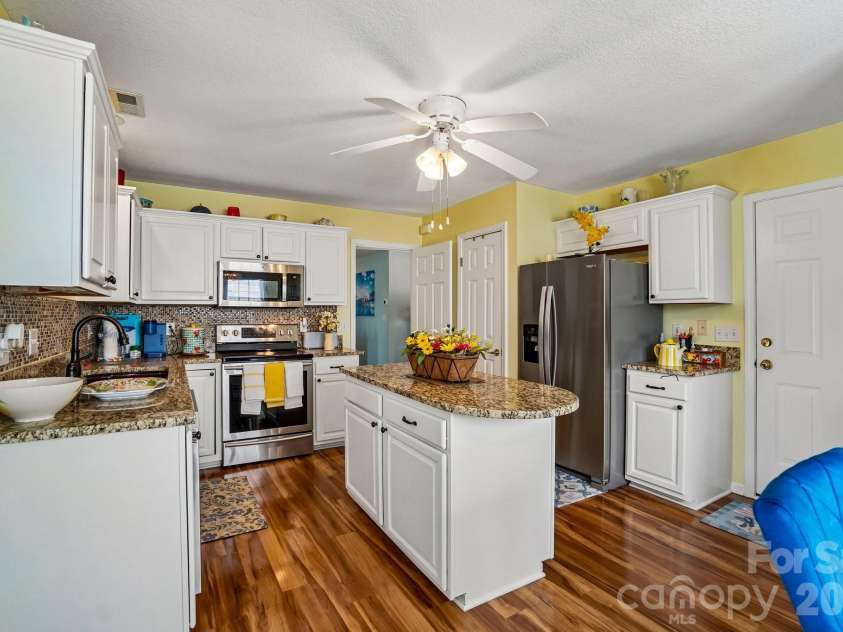 37 Stonehollow Road, Fletcher, NC 28732.  MLS# CAR4388696, YatesRealty ID 38679. 